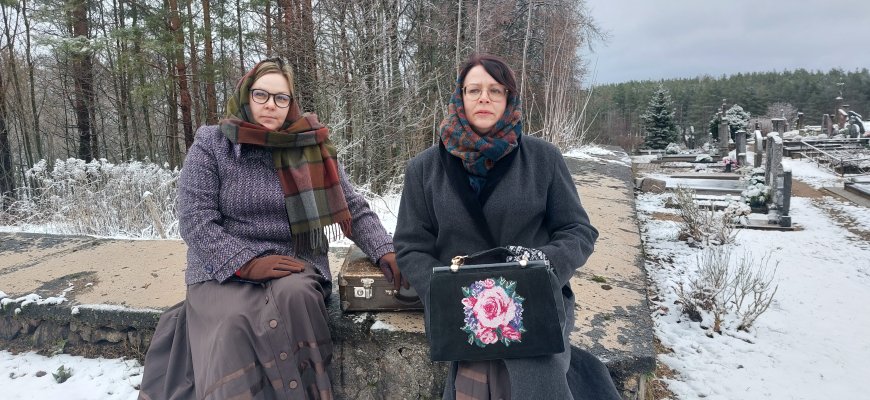 Įkvėptos pernai metais sukauptų emocijų, po Rokiškį vėl klajojo knygnešės (foto)