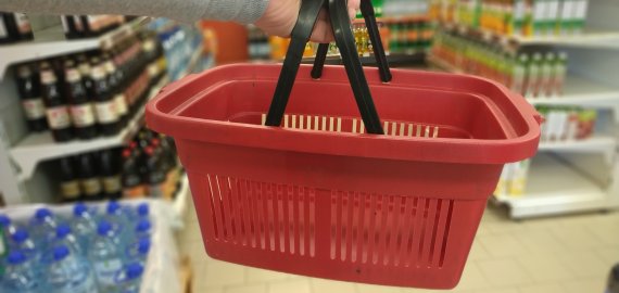Prekybos centrai praneša, kaip dirbs per šventes