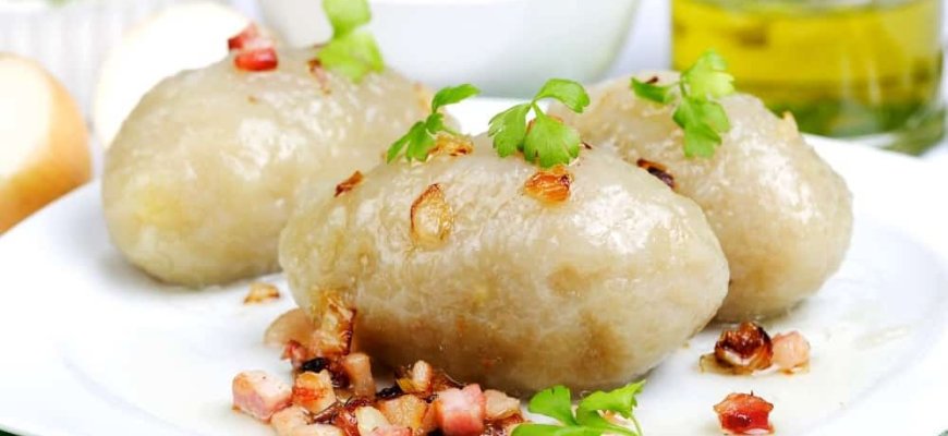 Pasaulinės cepelinų dienos proga – 5 netikėti didžkukulių receptai su silke ir ne tik