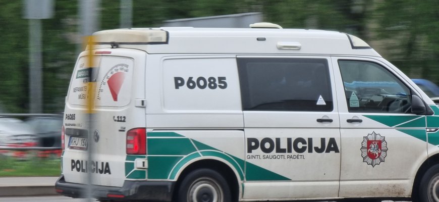Vairavo neblaivus, sukėlė avariją ir pasišalino iš eismo įvykio