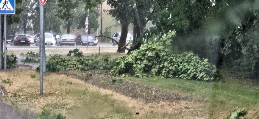 Į Lietuvą atkeliauja pirmoji rudeninė audra