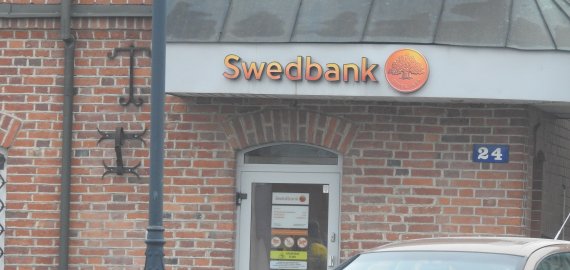 Tikrinant sistemas, savaitgalį galimi „Swedbank“ trikdžiai