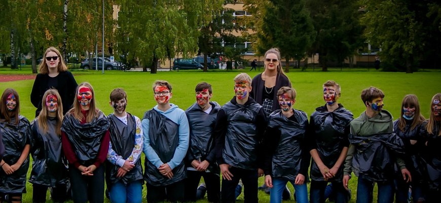 Devintokų krikštynos Rokiškio Juozo Tumo-Vaižganto gimnazijoje „Romuvos“ padalinyje (foto)