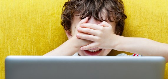 Patarimai, kaip apsaugoti vaikus internete