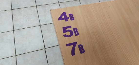 Kitą savaitę į klases siūloma grįžti 5-8 klasių, dar kitą – visiems moksleiviams