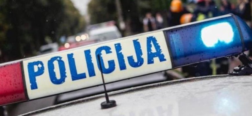Patikrinus automobilį rasta galimai narkotinių medžiagų