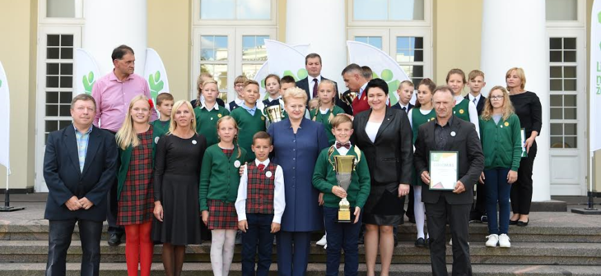 Lietuvos atkūrimo šimtmečiui Rokiškio Senamiesčio progimnazijos bendruomenė ruošėsi ne vieną mėnesį