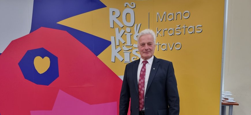 S. Mekšėnas teikia ataskaitą rokiškėnams: kaip atskirti, kur visuomeninis, o kur – tarybos nario darbas?