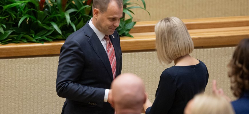 Prasidėjo pirmasis naujos kadencijos Seimo posėdis