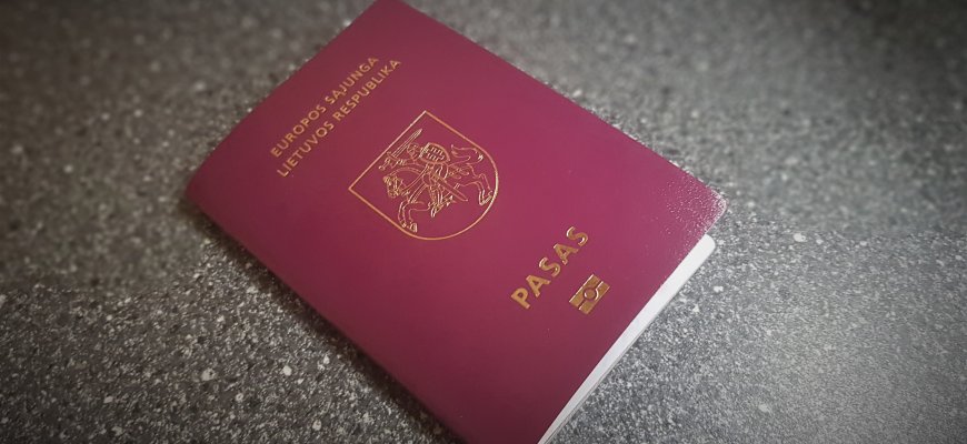 Pasinaudojo svetimu asmens dokumentu
