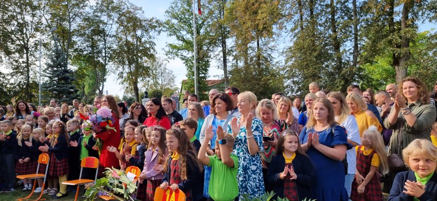 Rokiškio ugdymo įstaigos pasitiko Mokslo ir žinių šventę (foto+video)