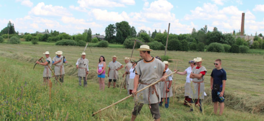 Birželio 12 dieną Konstantinavoje - „Pirmosios pradalgės