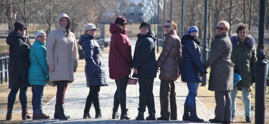Kviečiame padovanoti nereikalingos bižuterijos neįgalių jaunuolių dienos centrui