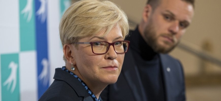 Seimo rinkimuose pirmauja opoziciniai konservatoriai, antri – valdantieji „valstiečiai“