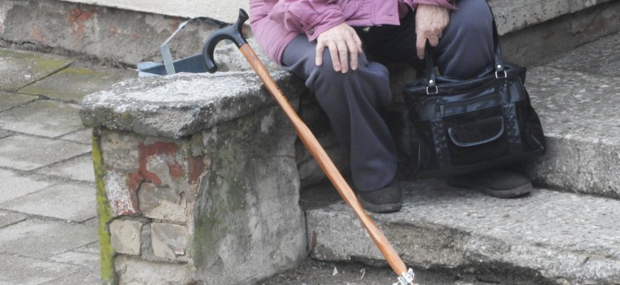 Vyriausybė ketina nepritarti 42 eurų išmokai vienišiems pensininkams