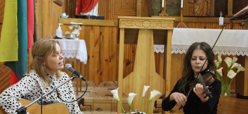Šv. Antano atlaidai Juodupės bažnyčioje ir Vilijos ir Oksanos koncertas (video)