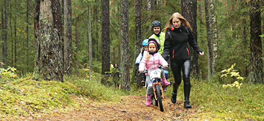 Miliūnų miškuose dviratininkai dalyvavo „Sėlijos taurės 2023“ varžybose (foto+video)