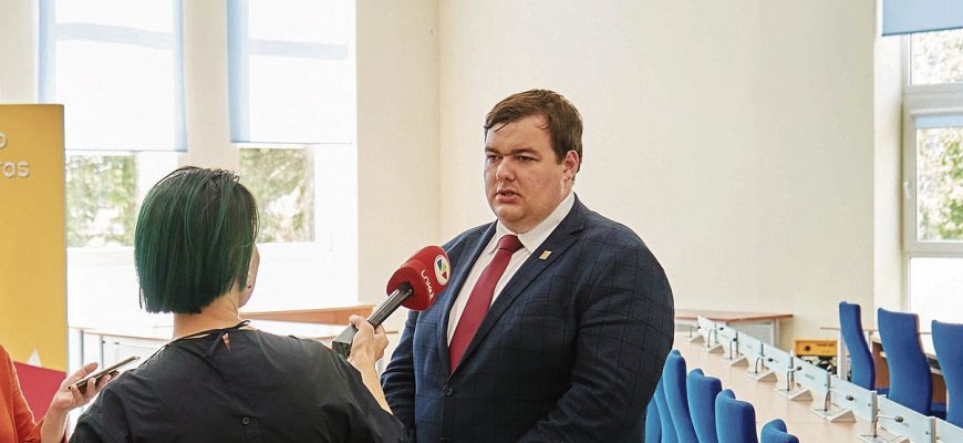 Vicemeras A. Taparauskas per metus mažai tepasikeitė: arši politika santūraus žmogaus iš vėžių neišmušė