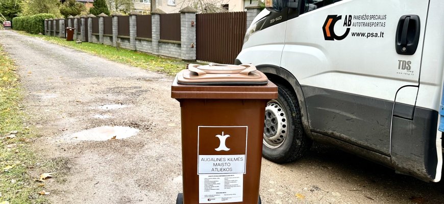 Pradedamas augalinės kilmės maisto atliekų surinkimo konteinerių dalinimas Rokiškio rajone