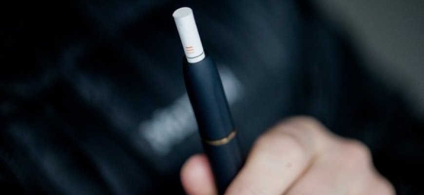 Naujojo tipo elektroninės cigaretės kenkia tiek pat kiek ir įprastos