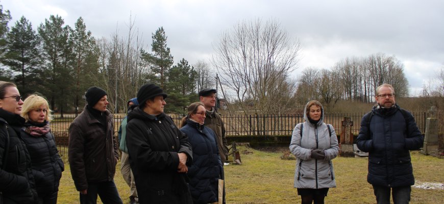 Duokiškėnams – džiugi žinia: bažnyčios remonto darbus leista pradėti be brangaus projekto (foto)