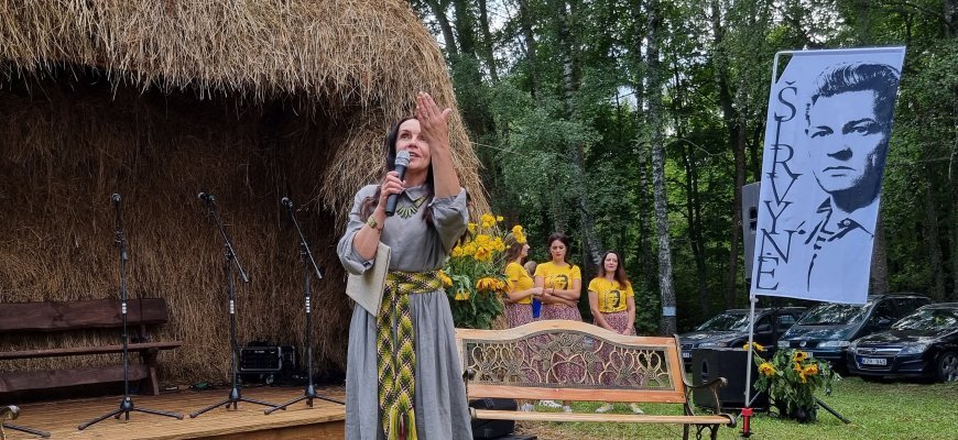 Poezijos, dainų ir artumos šventė - Širvynė