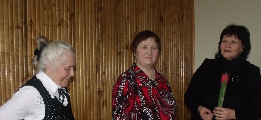 Poetė tėviškėje atšventė tarptautinę moters dieną