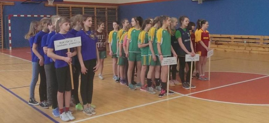 Geriausiai kvadratą žaidė rajono gimnazijos moksleiviai