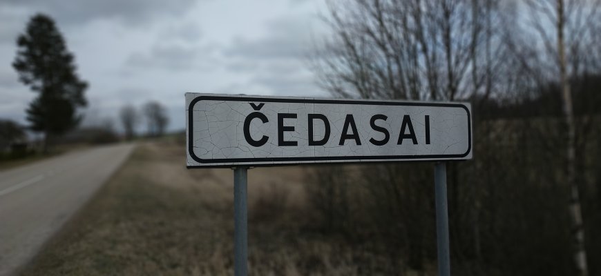 Neblaivus smurtavo prieš moterį