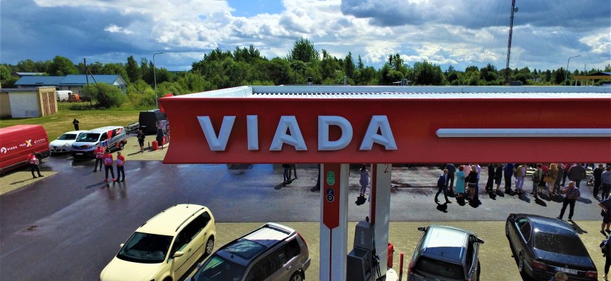 Rokiškyje atidaryta moderni Viada degalinė (video+foto)