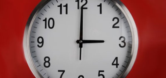 Naktį iš šeštadienio į sekmadienį napamirškite pasukti laikrodžio rodyklių valanda pirmyn