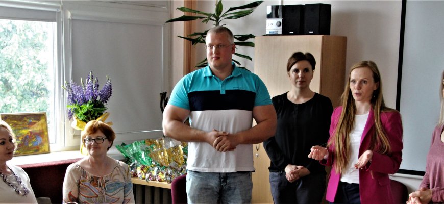 Rokiškio Rotary klubas apdovanojo specialiųjų poreikių turinčių vaikų piešinių parodos laureatus (foto)