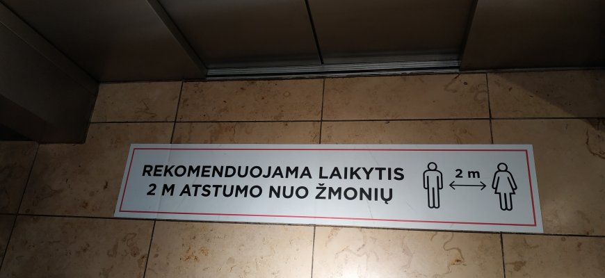Nuo pirmadienio leista dirbti visoms parduotuvėms su atskiru įėjimu, muziejams ir galerijoms