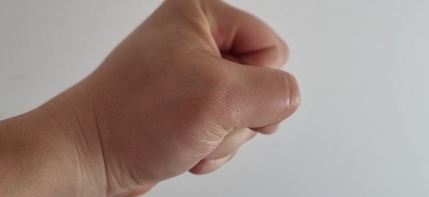 Smurtavo neblaivus