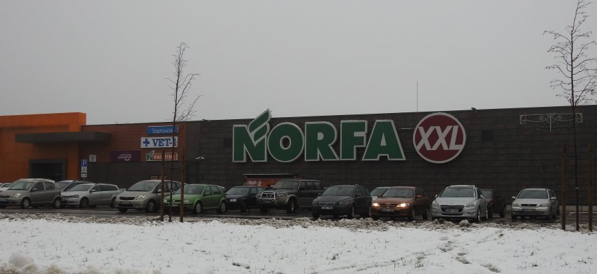 Perėjoje prie „Norfos“ partrenkė pėsčiąjį