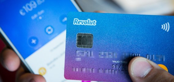 „Revolut Bank“ oficialiai pradeda veiklą Lietuvoje