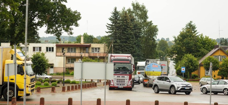 Kamajuose - transporto kamštis