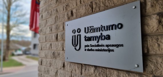 Siūloma iki 12 mėnesių ilginti laiką panaikinti bedarbio statusą