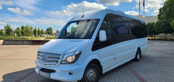 Sportininkų kelionės taps komfortiškesnės: KKSC nusipirko naują mikroautobusą (foto)