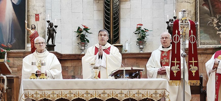 Ne žvakių ir gėlių kiekis yra svarbiausias, o malda už išėjusįjį