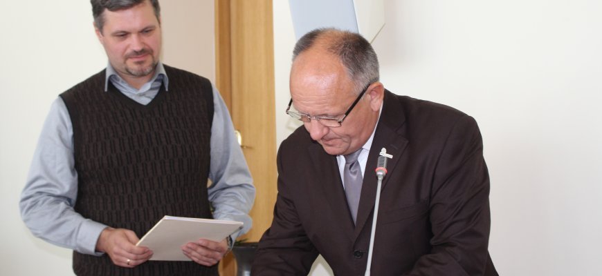 Už beveik mėnesį direktoriaus kėdėje neteko tarybos nario mandato