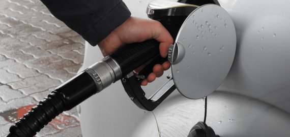 Seimo valdantieji grįžta prie pirmos taršių automobilių mokesčio versijos