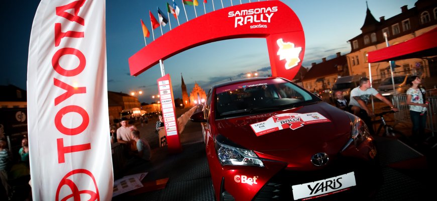 „Samsonas Rally Rokiškis“ R2 klasės nugalėtojų ir vėl laukia „Toyota“ automobilis