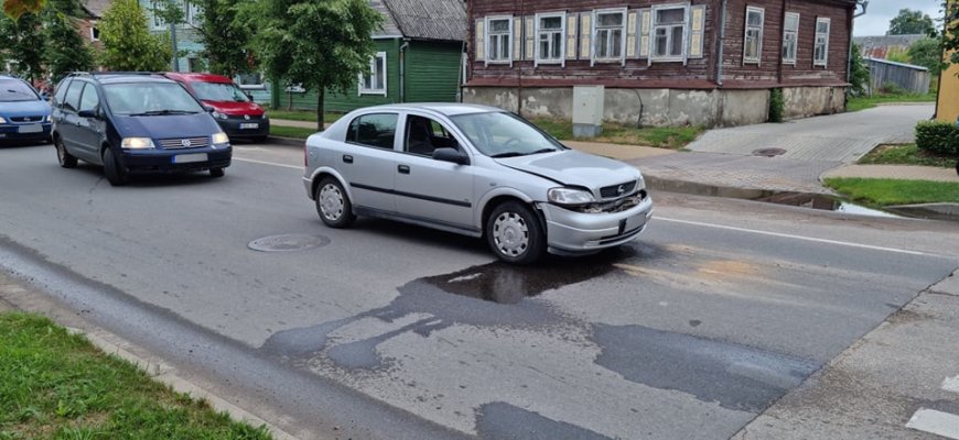 Avarija Respublikos gatvėje | Viena juosta - užblokuota (foto)