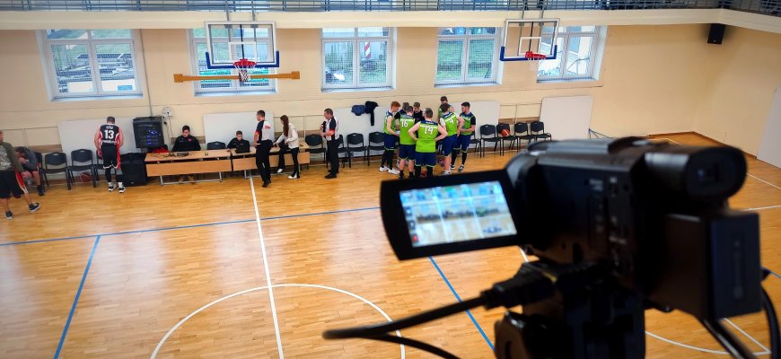 Sausio 15 - osios Rokiškio rajono krepšinio lygos varžybos (video)
