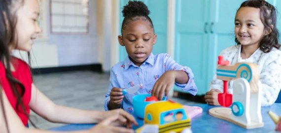 Kodėl interaktyvūs žaislai tampa vis populiaresni?