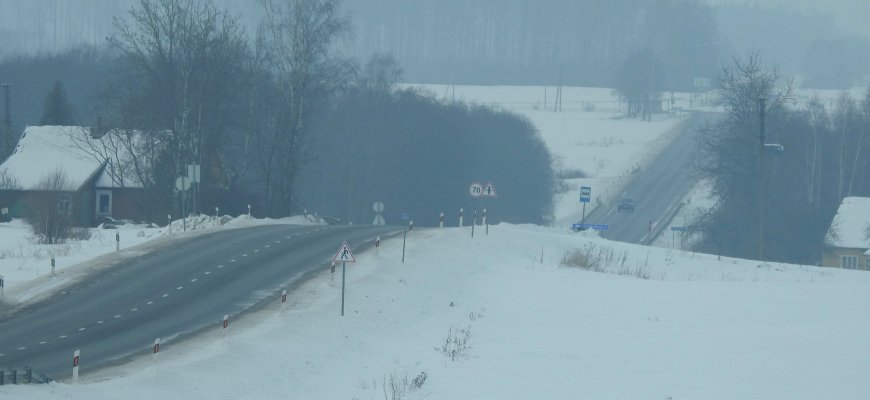 Kelinininkai komentuoja neeilinę situaciją ir vairuotojus ragina būti atsargiais