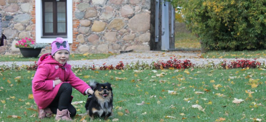Pasaulinės gyvūnų dienos proga – klebonas laimino gyvūnus (foto)