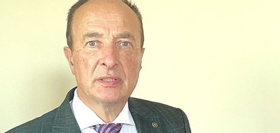 Persekiotam Rokiškio advokatui A. Kučinskui – 100 tūkst. eurų negana: reikalauja N. Grunskienės ir J. Lauciaus galvų