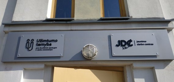 Užimtumo tarnyba siūlo rinktis darbuotojus iš asmenų, baigusių profesinį mokymą